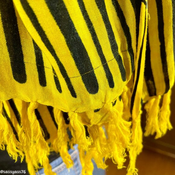 🆕VTG▪️TORMY'S SHOP▪️80's 90's Boho Tie-Dye Yellow Sea Turtle Fringe Hem Scarf - Picture 5 of 5